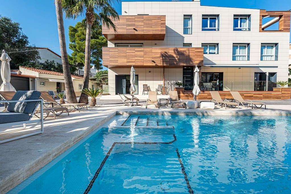 5 Stelle Piscina, Jacuzzi, Wifi - 2 Min Dal Mare Daire Miami Playa Dış mekan fotoğraf